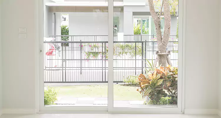 Balcony Screen Door Repair in Coconut Creek, FL