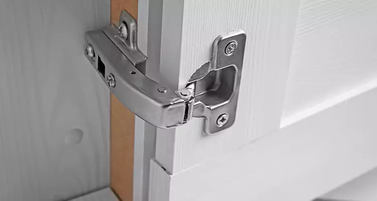 Shower Door Hinge Replacement in Coconut Creek, FL