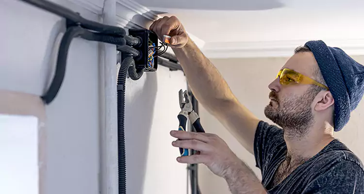 Garage Door Opener Cable Repair in Coconut Creek, FL