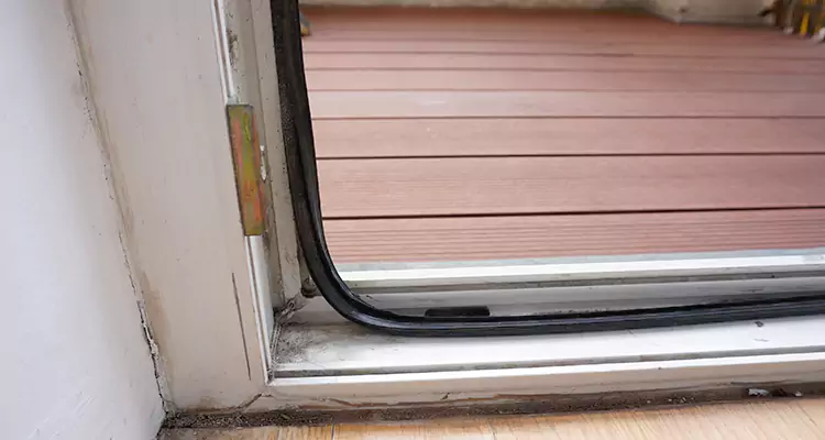 Why Choose Us for Leaking Sliding Glass Door Repair in Coconut Creek, FL?