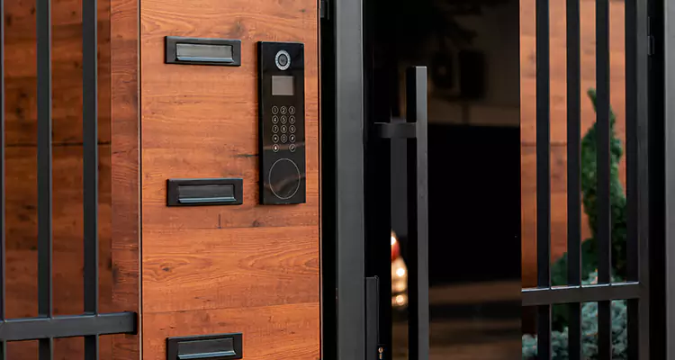 Automatic Door Maintenance in Coconut Creek, FL