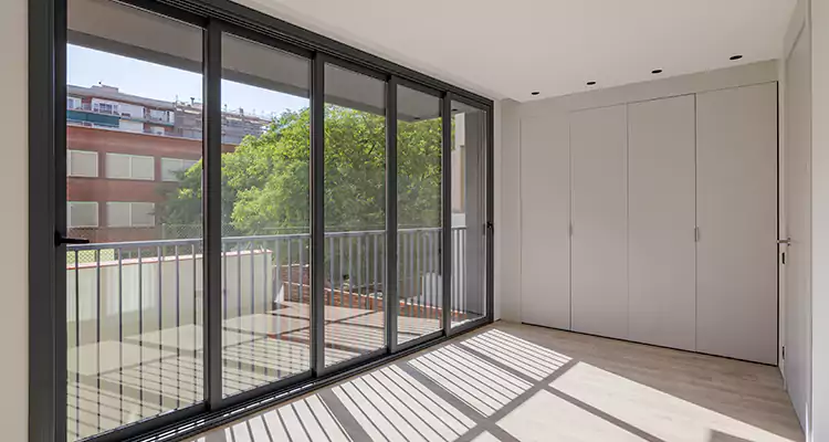 Balcony Sliding Glass Doors in Coconut Creek, FL