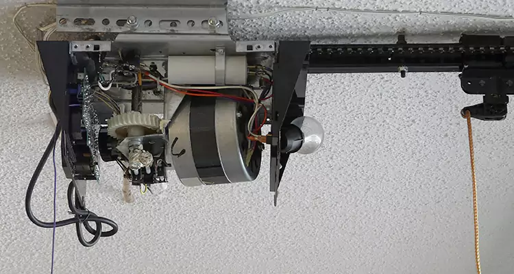 Garage Door Motor Replacement in Coconut Creek, FL