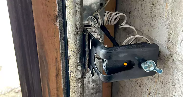 Fix Broken Garage Door Sensor in Coconut Creek, FL