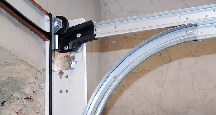 Maintain Liftmaster Garage Door Off Track in Coconut Creek, FL